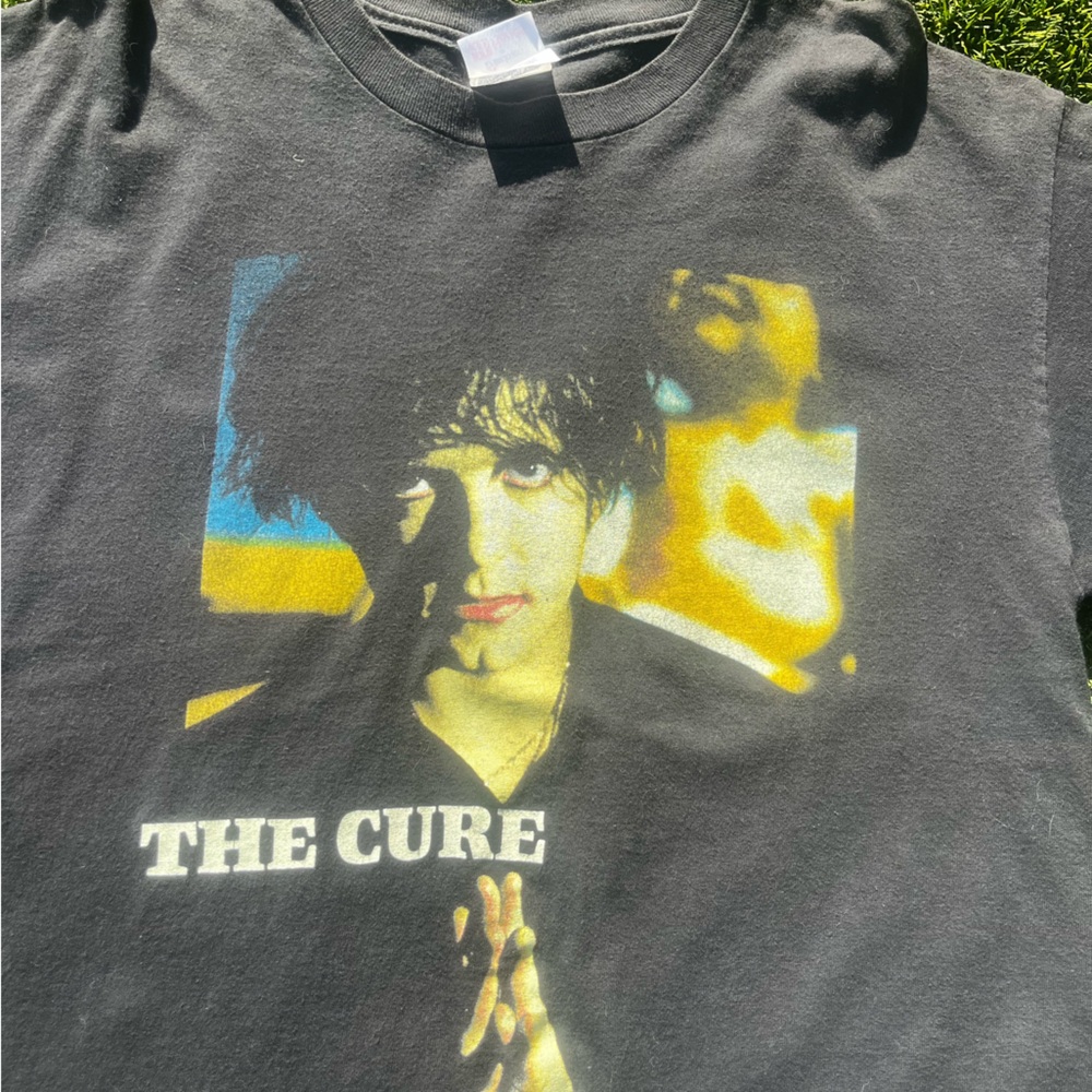 vintage cure shirt (rare)